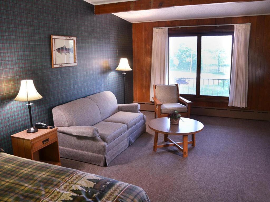 Hotel Birchwood