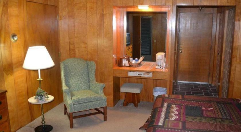 Hotel Birchwood 2*